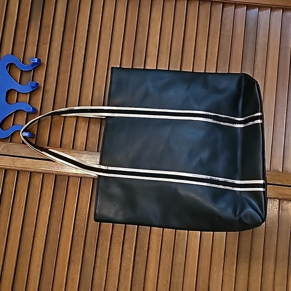 NEW Givenchy Perfume classy black and gold tone tote inside lined vegan leather - Picture 4 of 13